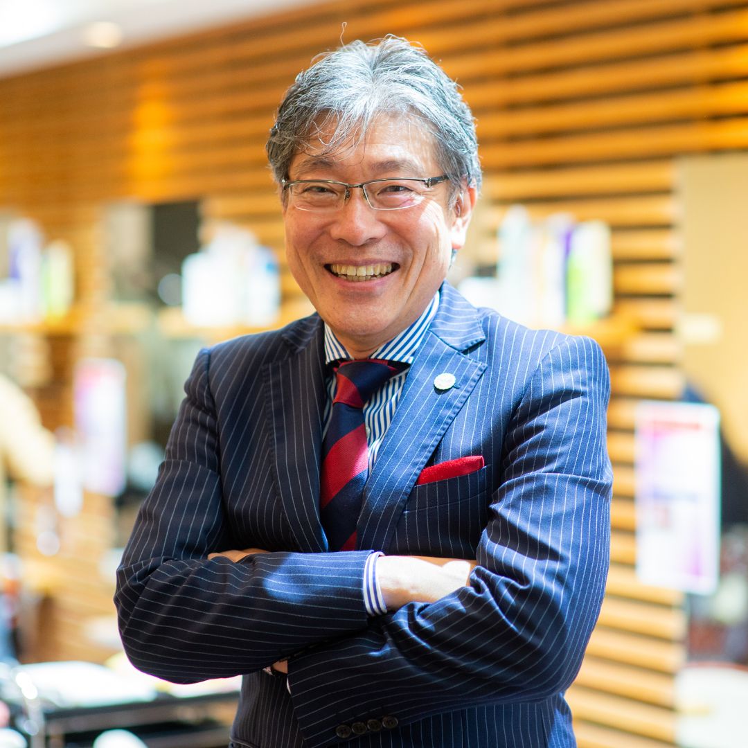 代表取締役 加藤 万寿夫